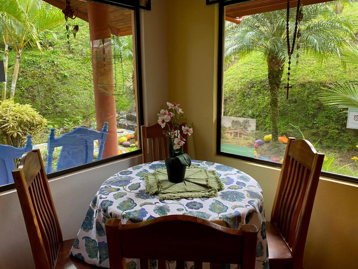 Encantada Guest House El Castillo 外观 照片